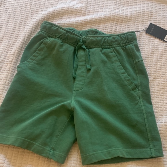 NWT VRST Men’s Washed Twill Terry Simple Shorts - Picture 2 of 3